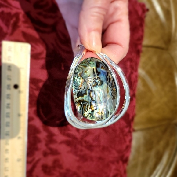 Women's lapis lazuli stone cuff bracelet - Picture 6 of 9